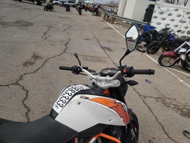 2015 KTM 690 DUKE VBKLDT405FM771731
