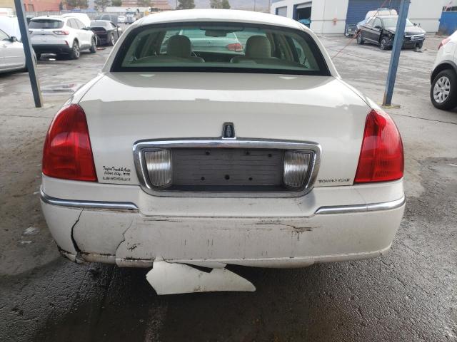 1LNHM82V67Y604044 Lincoln TOWNCAR