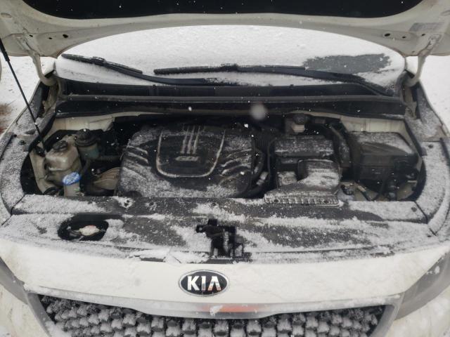 KNDMB5C12H6327621 KIA SEDONA LX