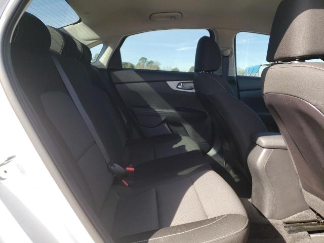 3KPF24AD6NE431244 KIA FORTE FE