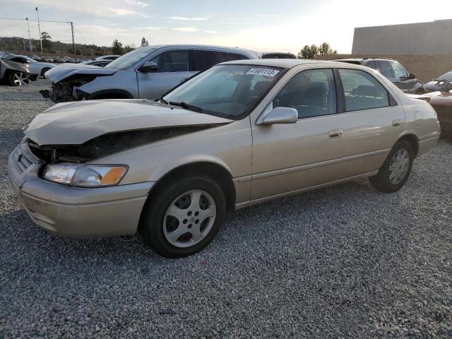 1999 Toyota Camry LE