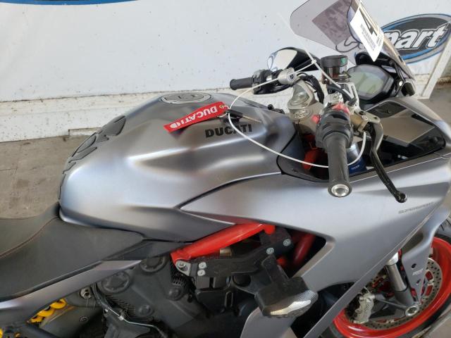 2020 DUCATI SUPERSPORT ZDMVABDS3LB009007