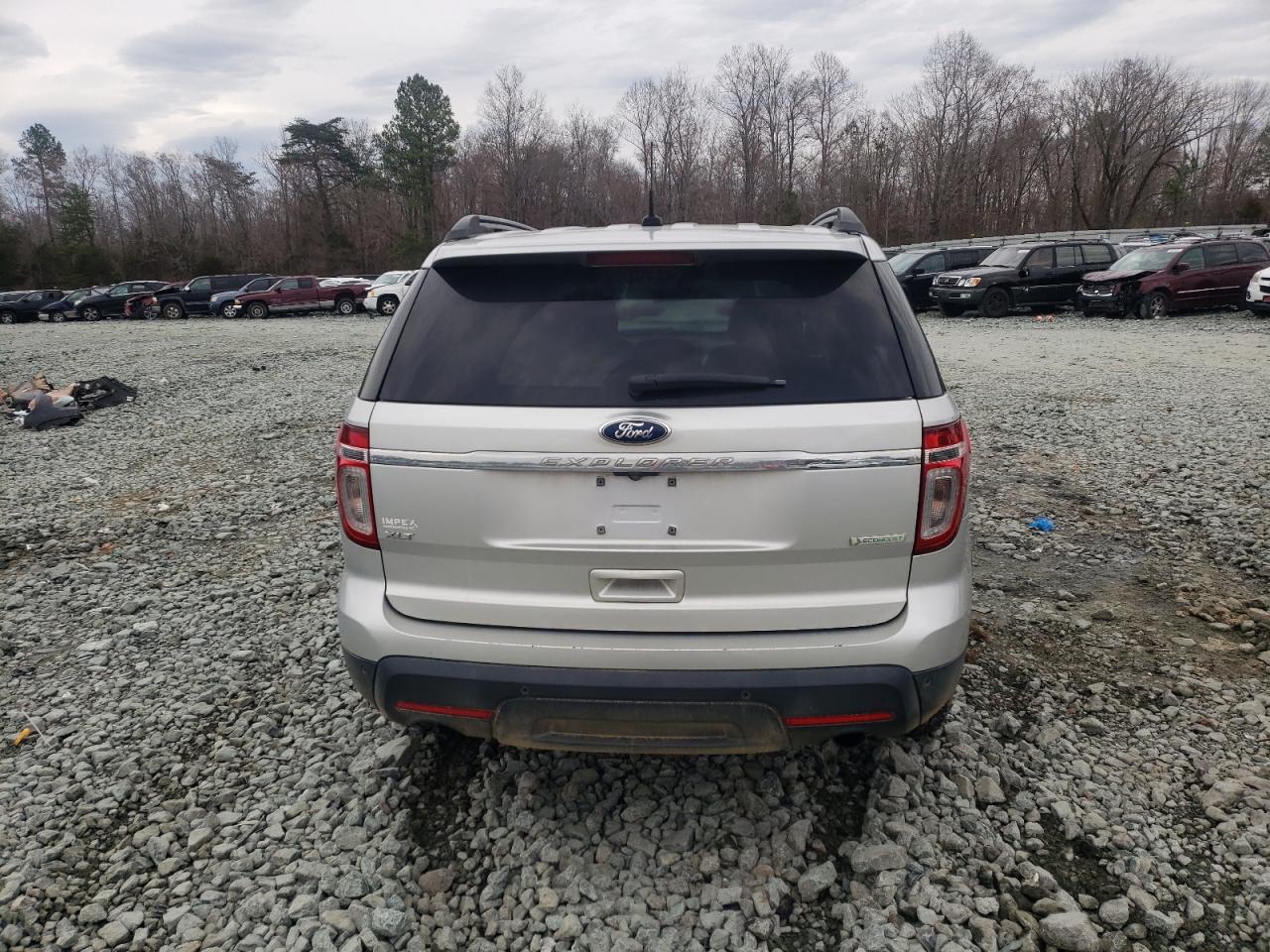 1FM5K7D98FGB13739 2015 Ford Explorer Xlt