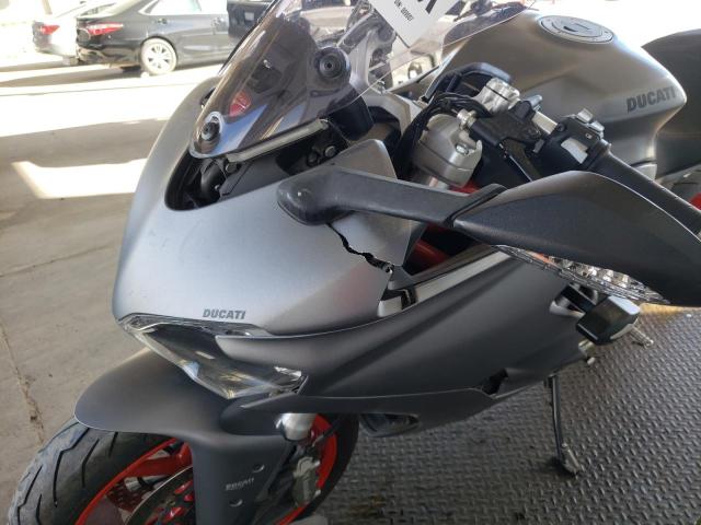 2020 DUCATI SUPERSPORT ZDMVABDS3LB009007
