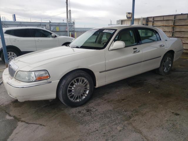 2007 Lincoln Town Car Signature Limited