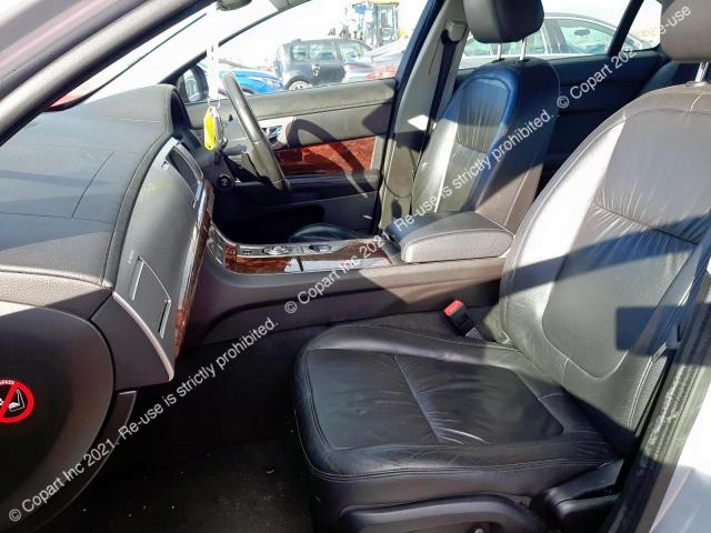 SAJAC0548BNS12126 Jaguar XF LUXURY