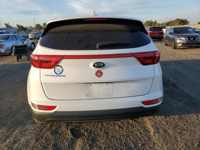 KNDPMCAC5H7139282 KIA Sportage Lx
