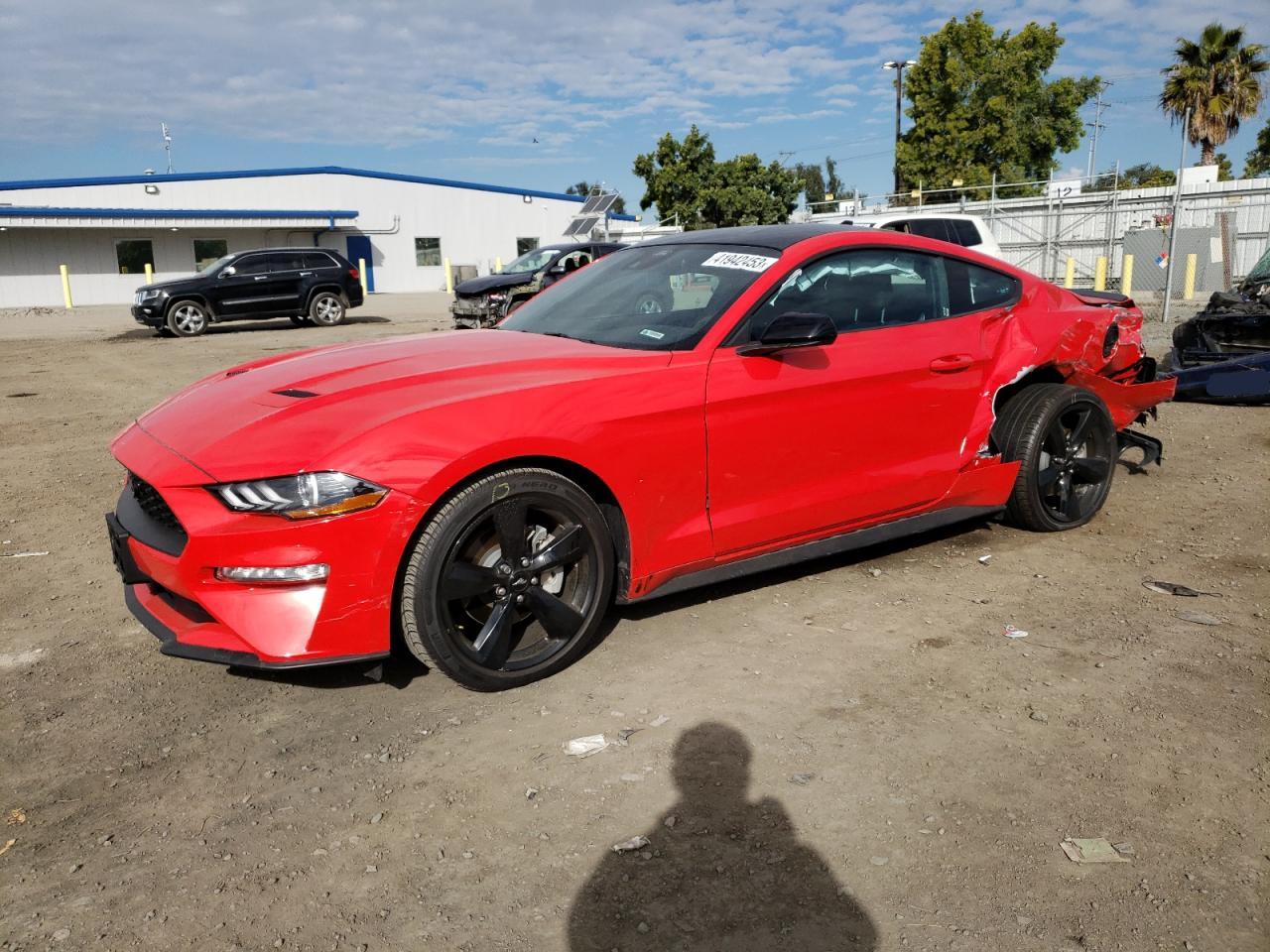 Ford Mustang 2022 White