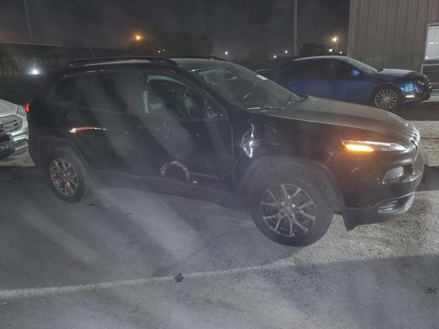 1C4PJLAB9HW549086 Jeep Cherokee Sport