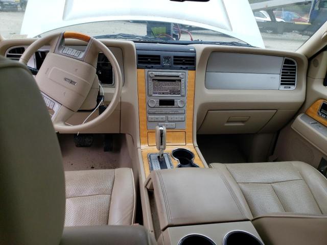 5LMFU28537LJ02825 Lincoln Navigator