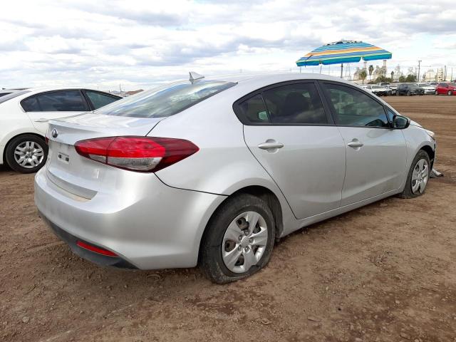 3KPFK4A7XHE018774 KIA FORTE LX