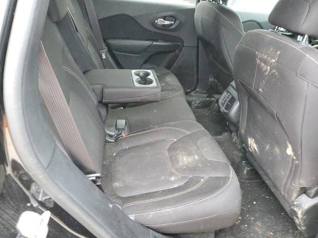 1C4PJLCS0FW690042 Jeep Cherokee Latitude