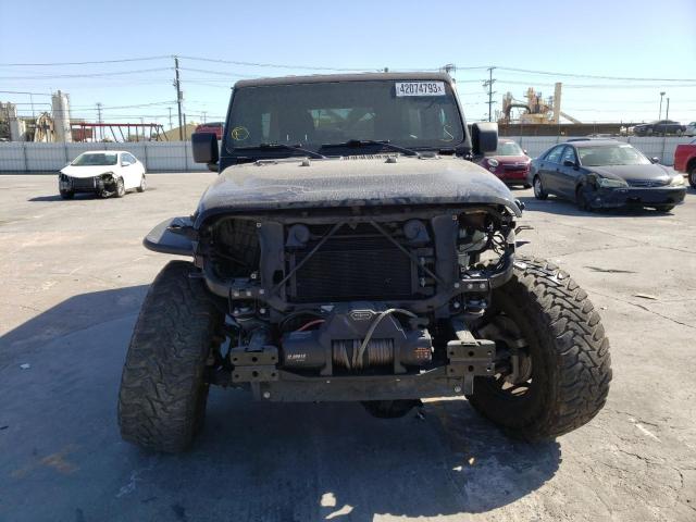 1C4HJXEN2LW204653 Jeep Wrangler Unlimited Sahara