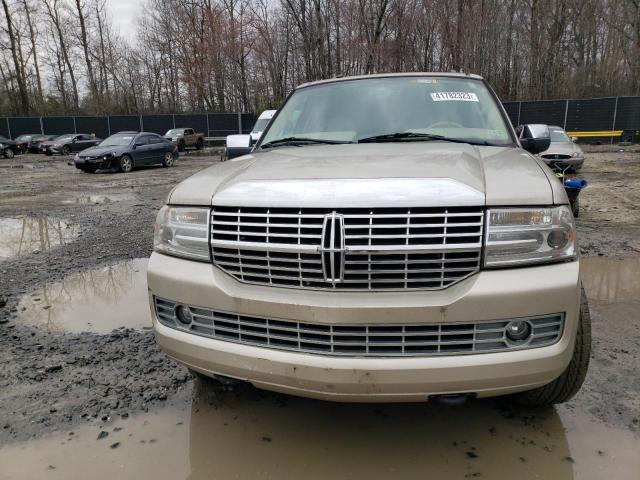 5LMFU28537LJ02825 Lincoln Navigator