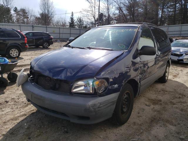 2002 Toyota Sienna CE