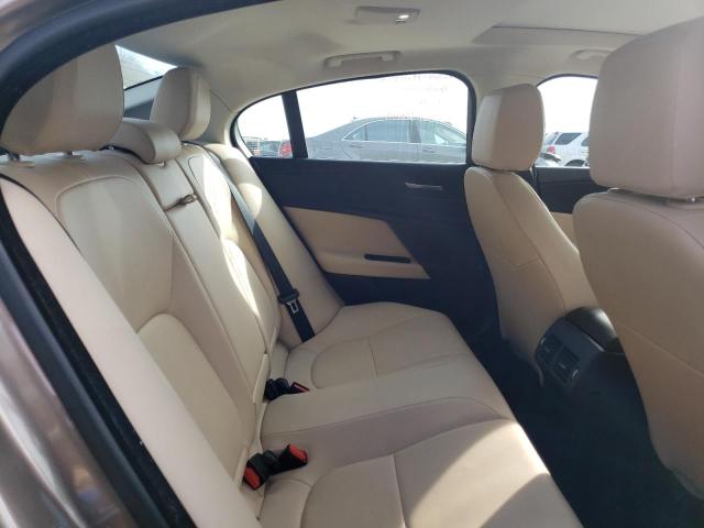 2017 JAGUAR XE PREMIUM - SAJAD4BG4HA955787