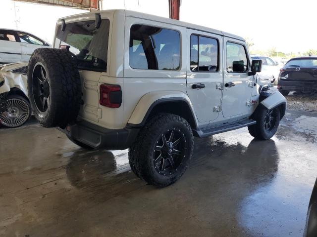 1C4HJXEG1JW185415 Jeep Wrangler Unlimited Sahara