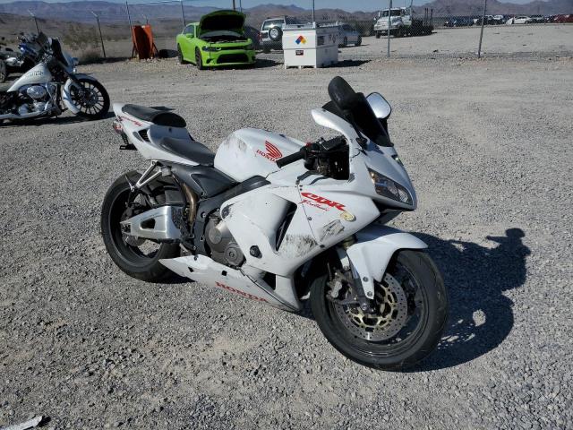 2005 HONDA CBR600 RR - JH2PC37125M201119