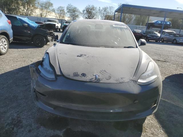 5YJ3E1EB9JF073658 Tesla MODEL 3