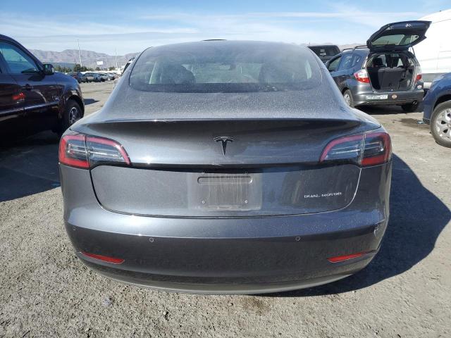 5YJ3E1EB9JF073658 Tesla MODEL 3