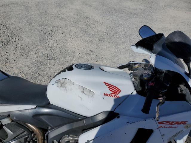 2005 HONDA CBR600 RR - JH2PC37125M201119
