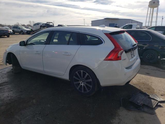 2015 VOLVO V60 PREMIE - YV140MEC5F1205970