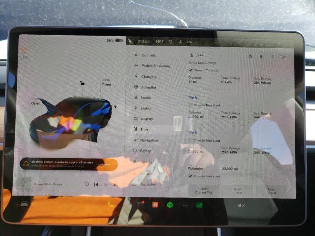 5YJYGDEE9LF040870 Tesla Model Y