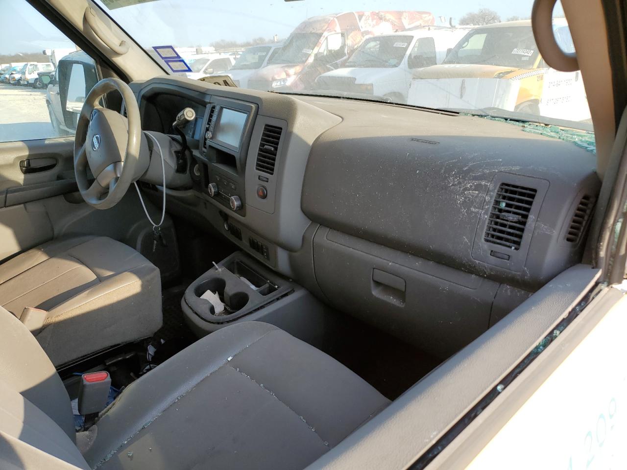 1N6BF0LY0KN809316 NISSAN NV 2019