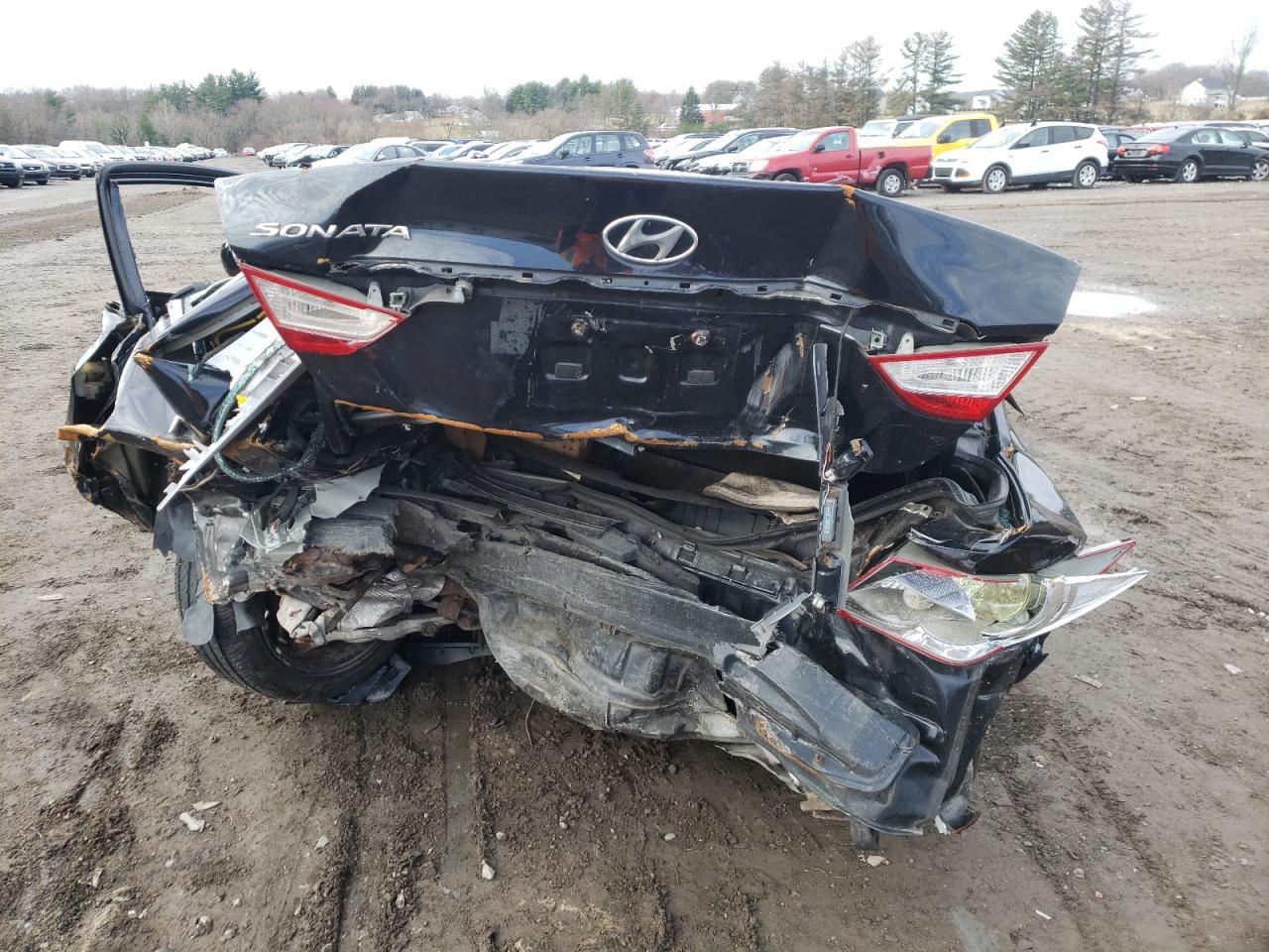 2011 Hyundai Sonata - Image 6