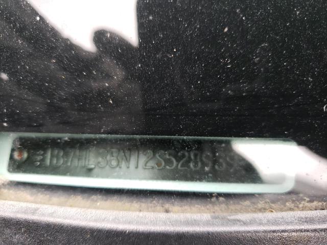 1B7HL38N12S528939 Dodge Dakota Quad Sport