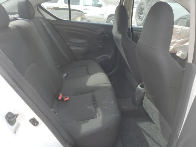 2015 NISSAN VERSA S 3N1CN7AP5FL921583