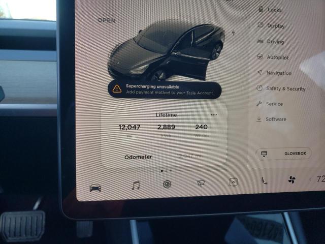 5YJ3E1EA4JF098961 Tesla MODEL 3