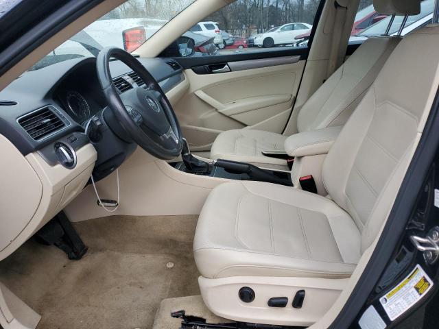 2015 VOLKSWAGEN PASSAT S - 1VWAS7A3XFC105990