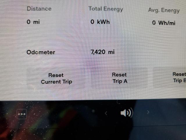 5YJ3E1EA0NF153282 Tesla MODEL 3