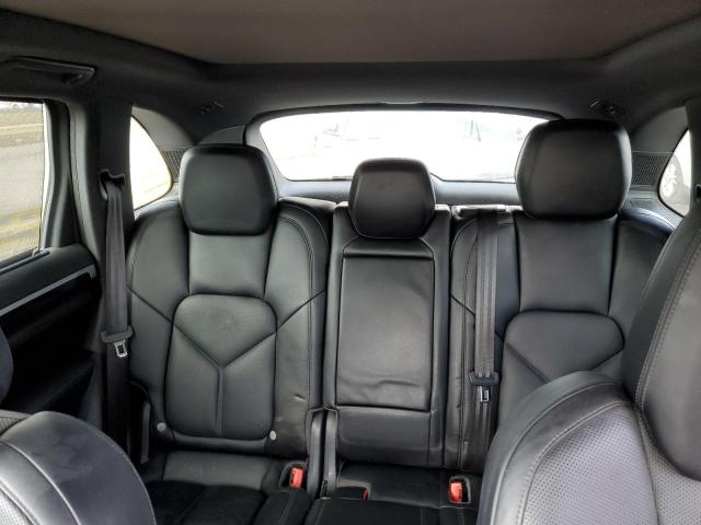 2016 PORSCHE CAYENNE - WP1AA2A20GKA11929