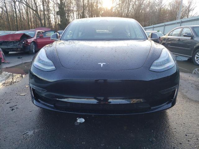 5YJ3E1EA4JF098961 Tesla MODEL 3