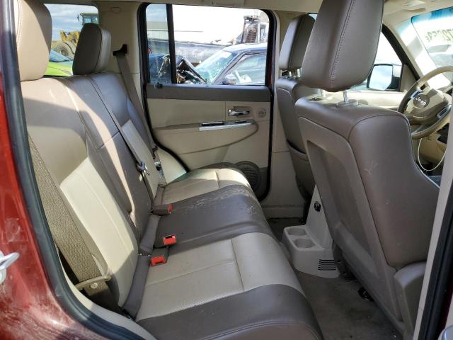 1J8GN58K78W115201 Jeep Liberty