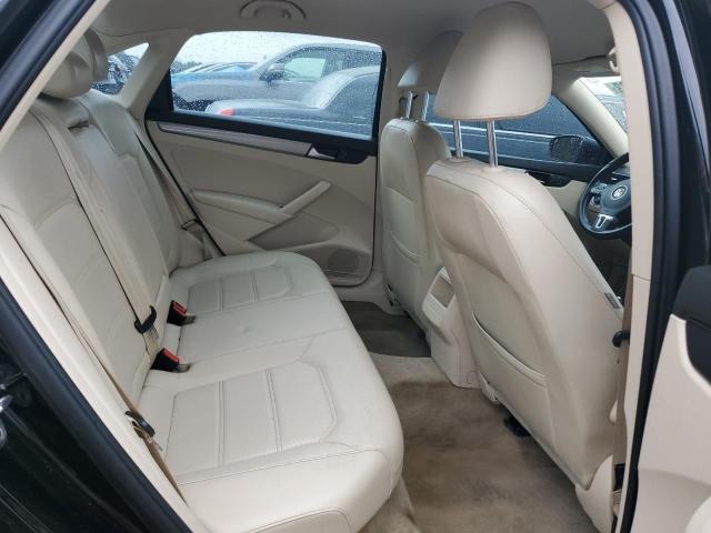 2015 VOLKSWAGEN PASSAT S - 1VWAS7A3XFC105990