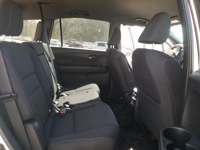 2019 HONDA PASSPORT S - 5FNYF8H24KB010900