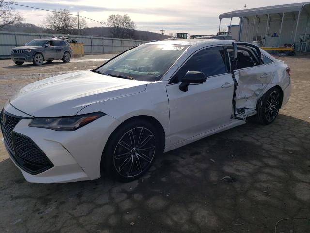 2019 Toyota Avalon XLE