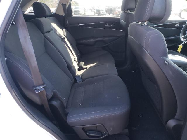 5XYPG4A53GG077185 KIA SORENTO LX