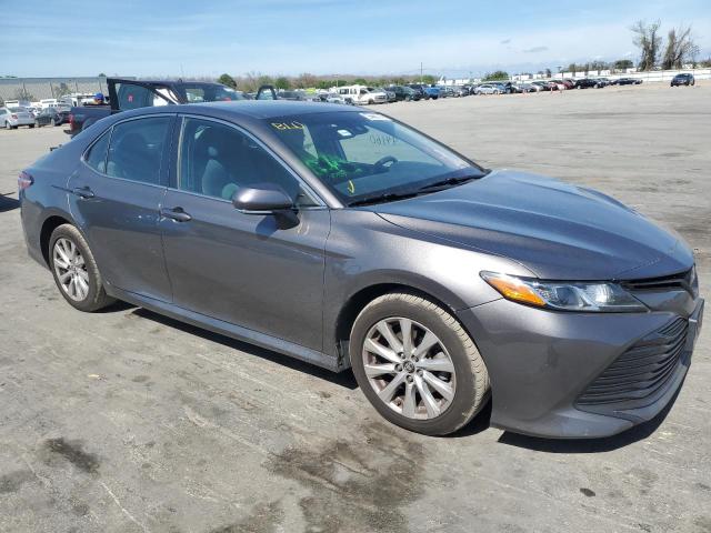 2018 TOYOTA CAMRY L 4T1B11HK1JU543848