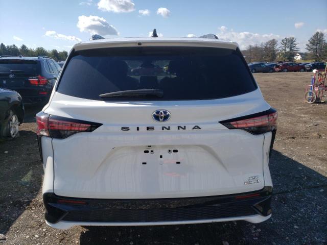 2022 TOYOTA SIENNA XSE - 5TDXRKECXNS080768