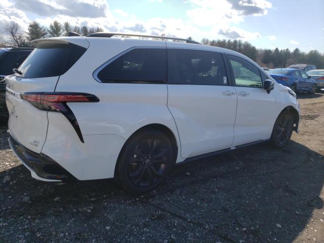 2022 TOYOTA SIENNA XSE - 5TDXRKECXNS080768