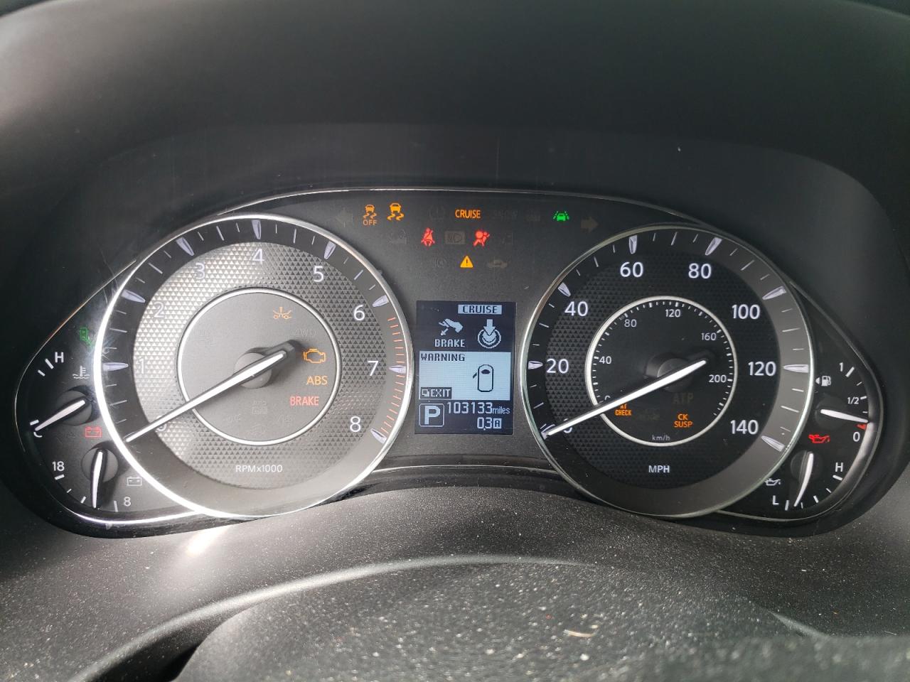 2018 Nissan Armada - Image 9