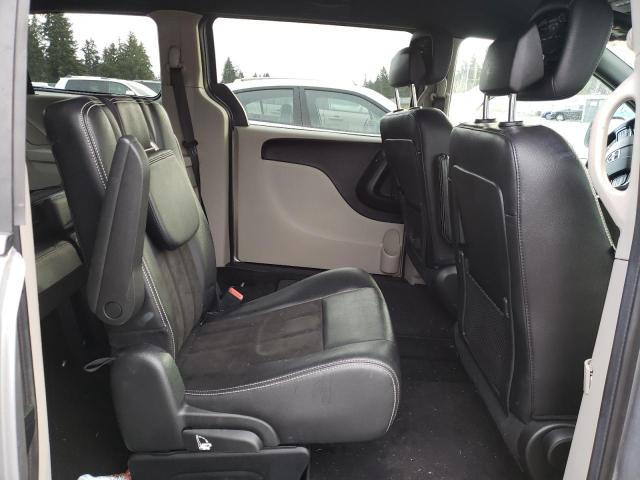 2C4RDGCG2KR770917 Dodge Grand Caravan Sxt