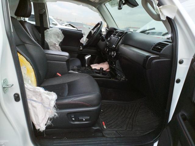 2020 TOYOTA 4RUNNER SR JTEBU5JR0L5786800