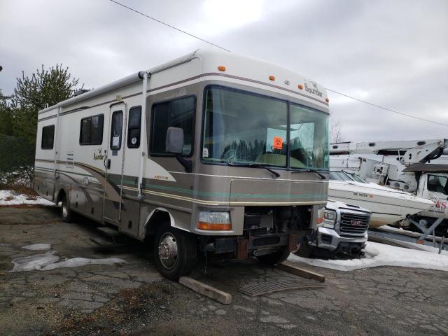 Salvage cars for sale from Copart Lyman, ME: 1999 Ford F550 Super Duty Stripped Chassis