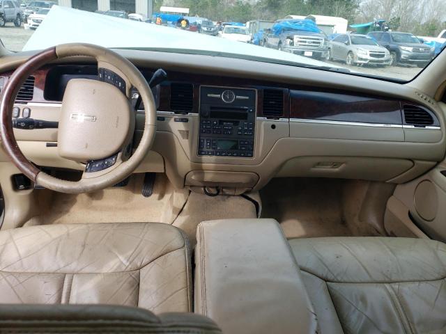 1LNHM82W56Y603748 Lincoln TOWNCAR
