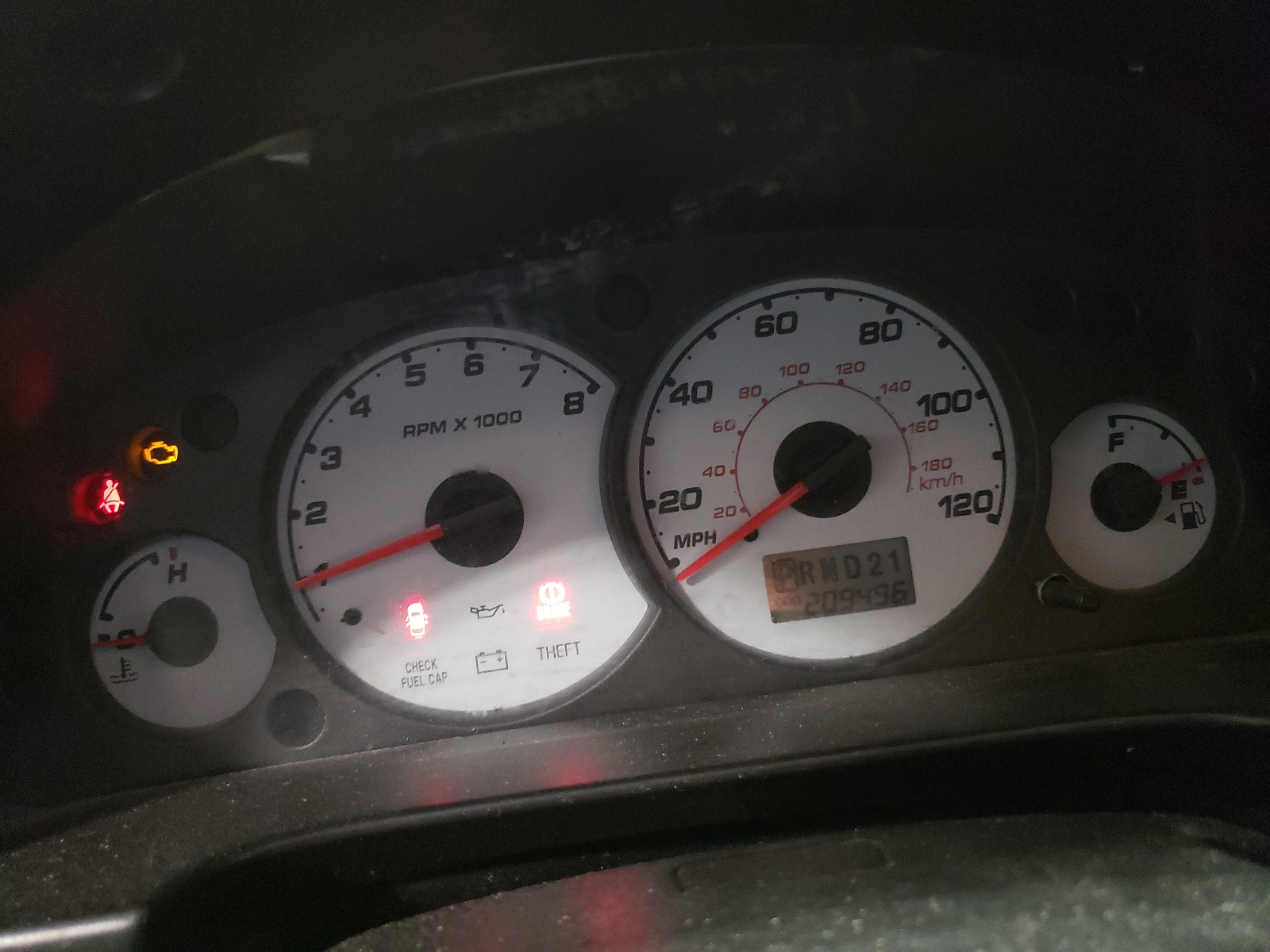 1FMYU04112KC92805 2002 Ford Escape Xlt